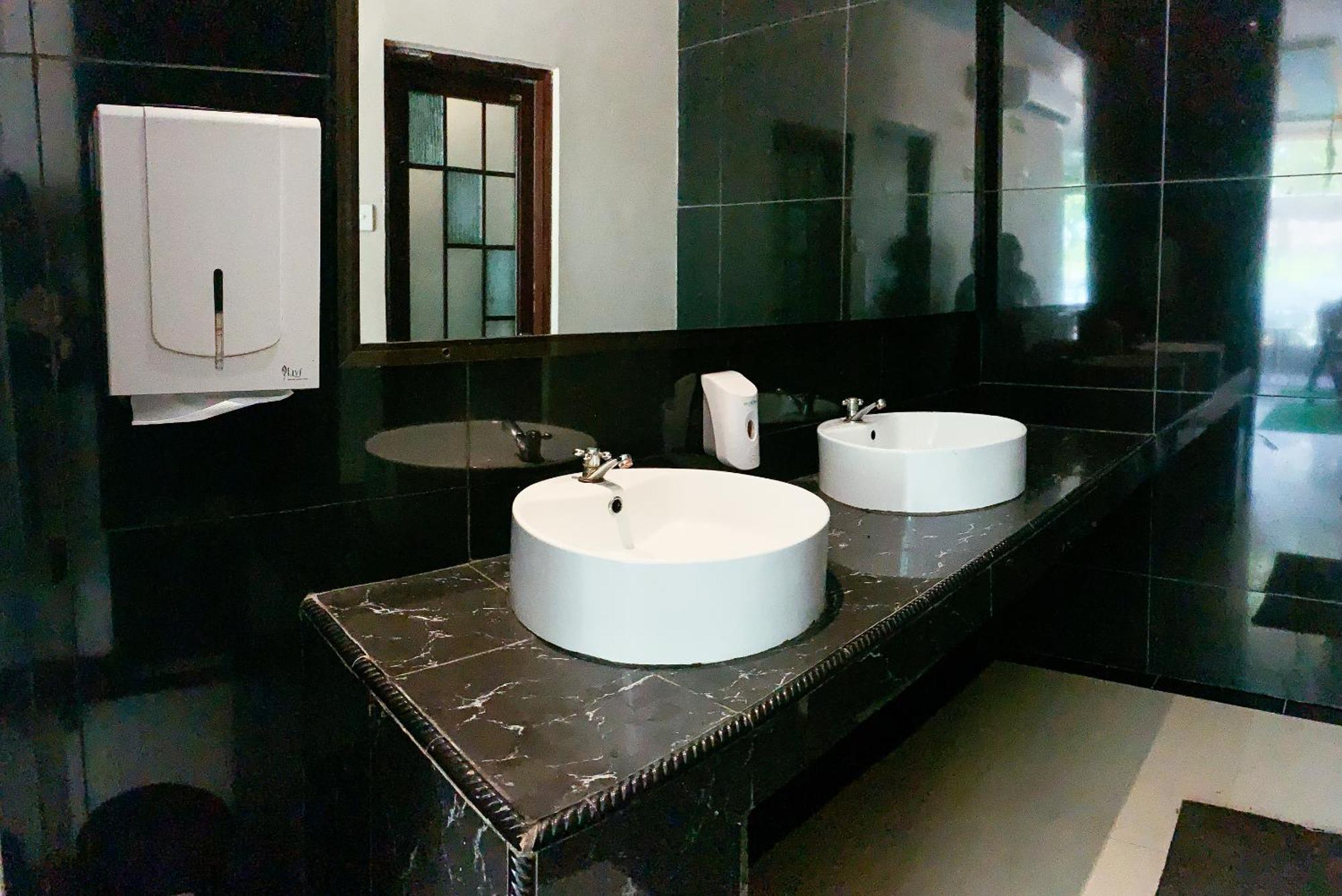 Os Hotel Batu Aji Batam Exterior foto